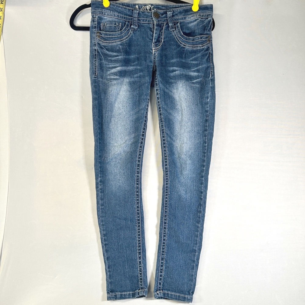 WallFlower Juniors Skinny Jeans Embellished Flap Pockets Medium Wash Size 3